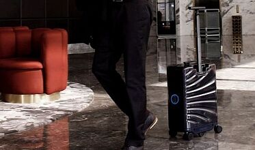 Обзор умного чемодана Xiaomi LEED Luggage Cowarobot Robotic Suitcase - фото Обзор умного чемодана Xiaomi LEED Luggage Cowarobot Robotic Suitcase - фото