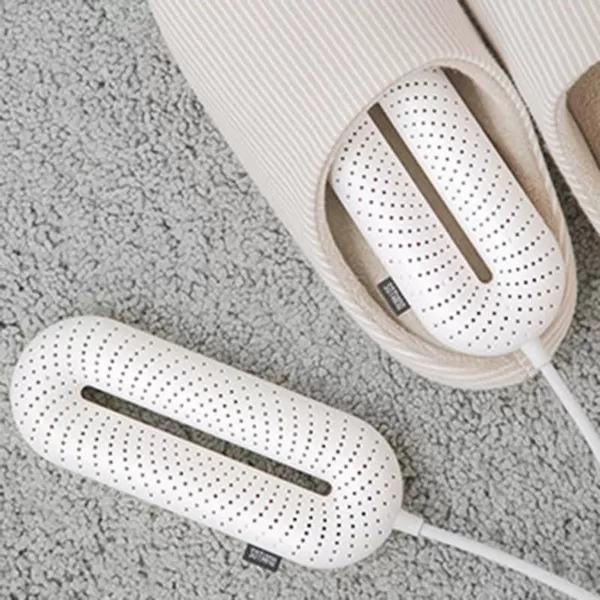 Пример использования сушилки для обуви Xiaomi Sothing Zero-Shoes Dryer With Timer